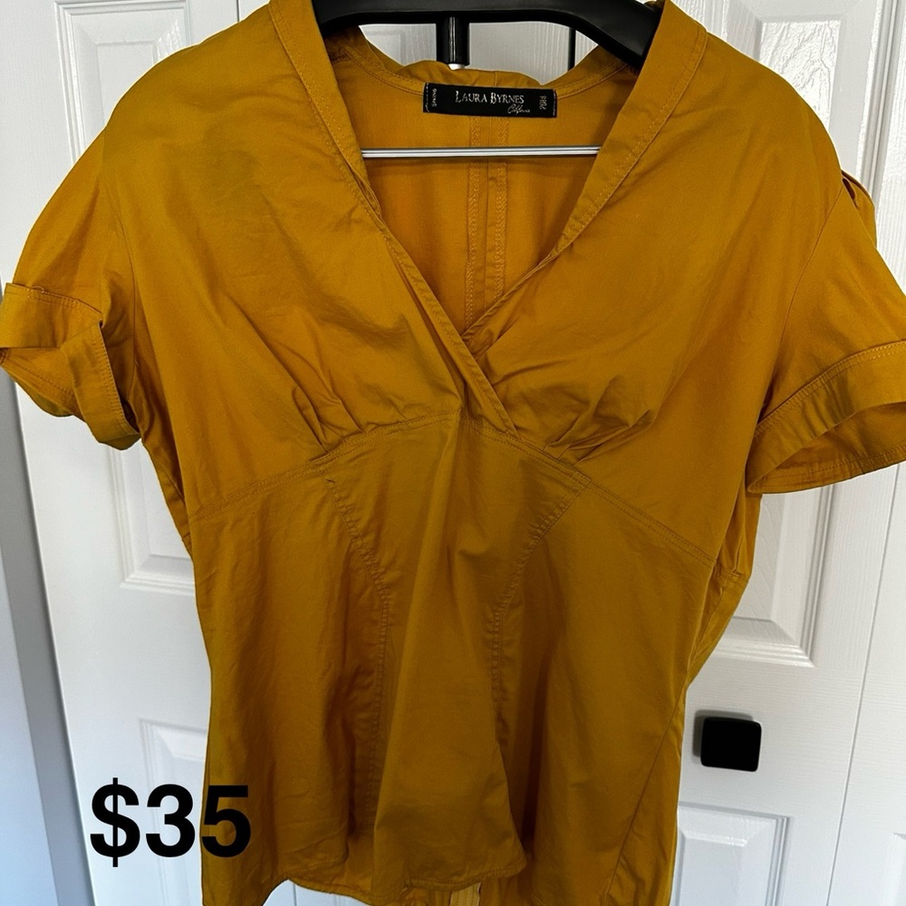 Laura Byrnes Women's Mustard Top